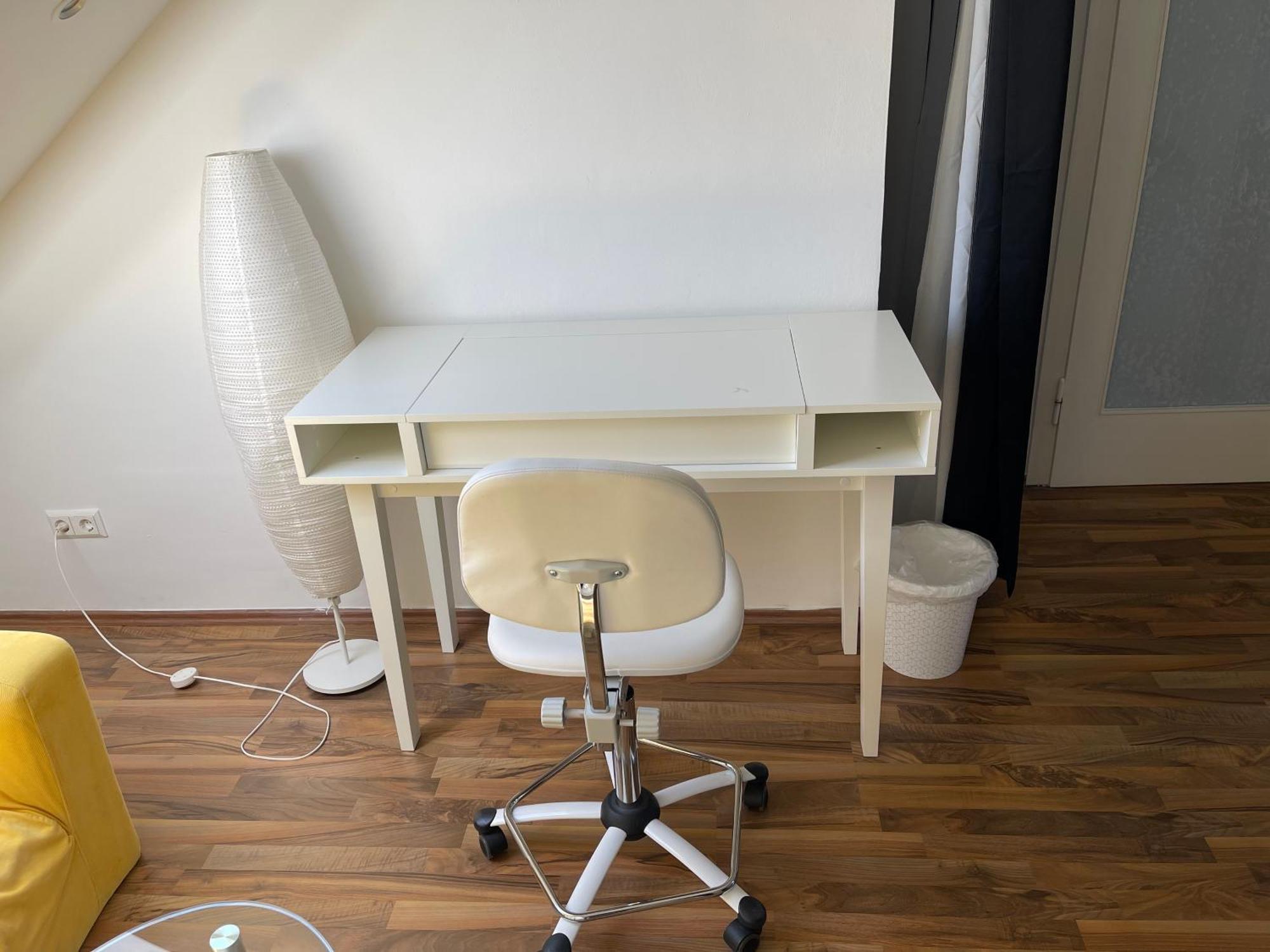 Geraeumige 3-Zimmer-Ferienwohnung Im Herzen Von カッセル エクステリア 写真